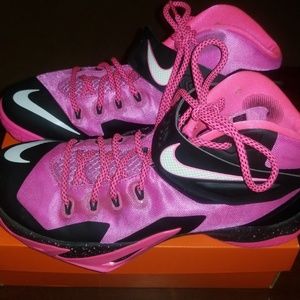 Nike Zoom Soldier 8 "Kay Yow" shoes sz 10